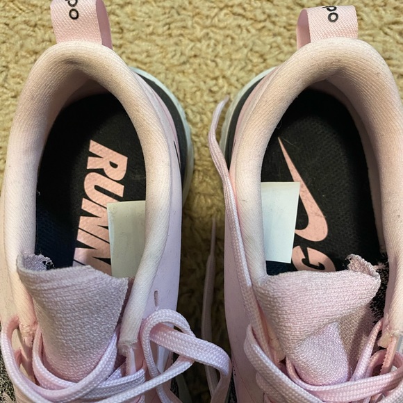 Nike Odyssey React 2 Flyknit - Picture 4 of 6